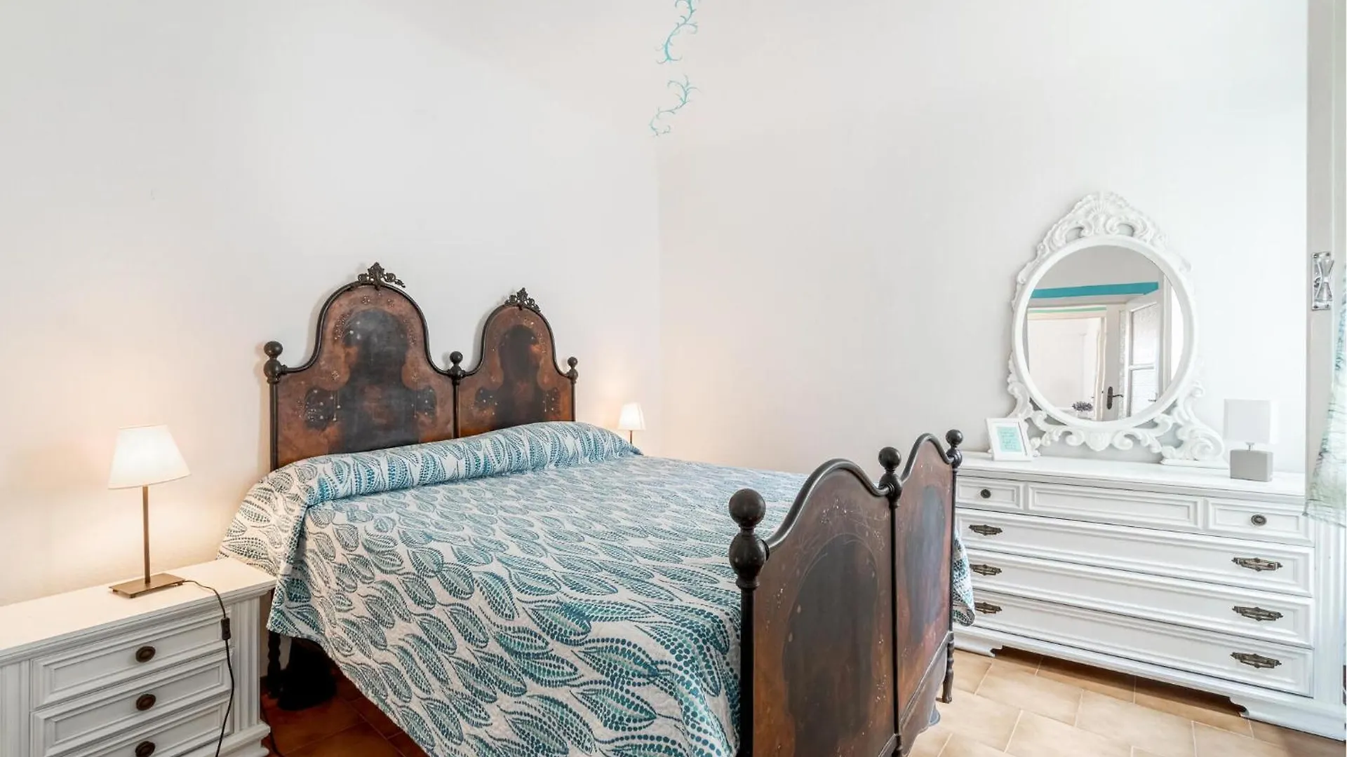 Pet Friendly Home In Carro Holiday home