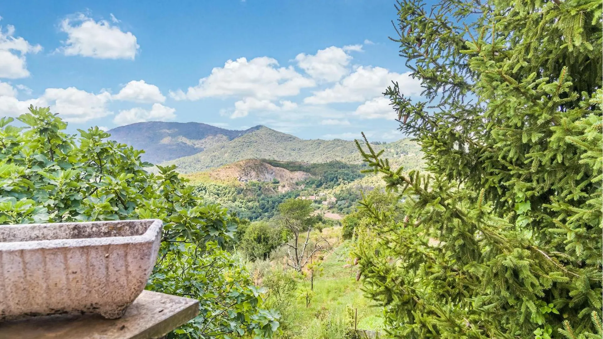 Holiday home Pet Friendly Home In Carro Italy
